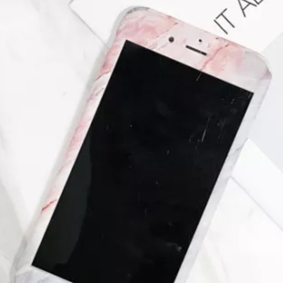 🦋 3/$20 IPhone 7 Plus marble look case and screen - Picture 3 of 3